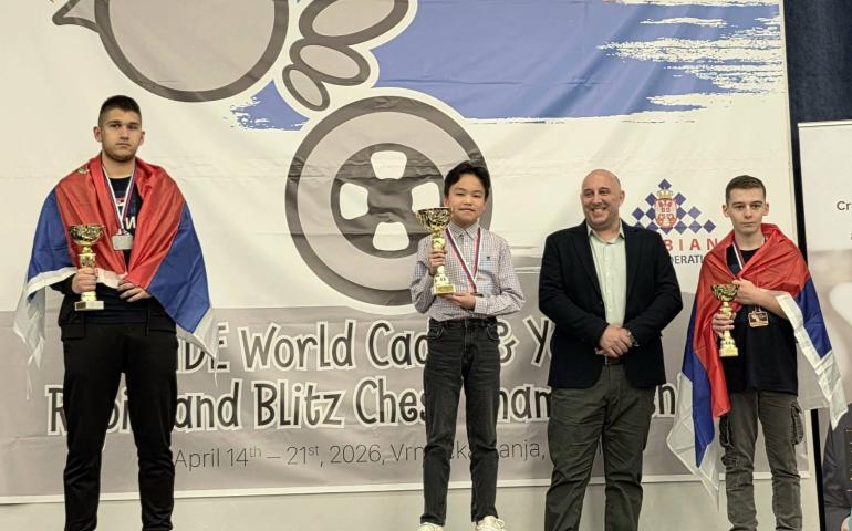 12 настай монгол хүү дэлхийн аварга болов